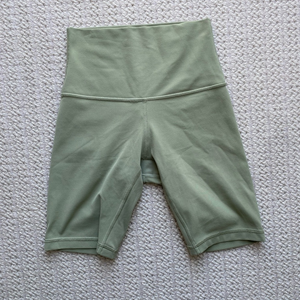 Lululemon Align High Rise Biker Shorts 6”